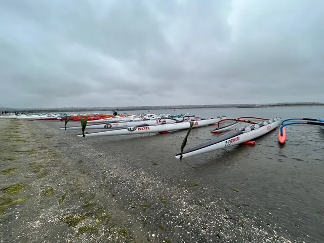 Lokahi paddling photo